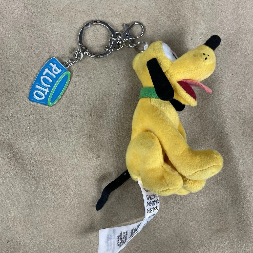 2023 Disney Parks Pluto Plush Keychain & Dog Bowl Bag Charm Used
